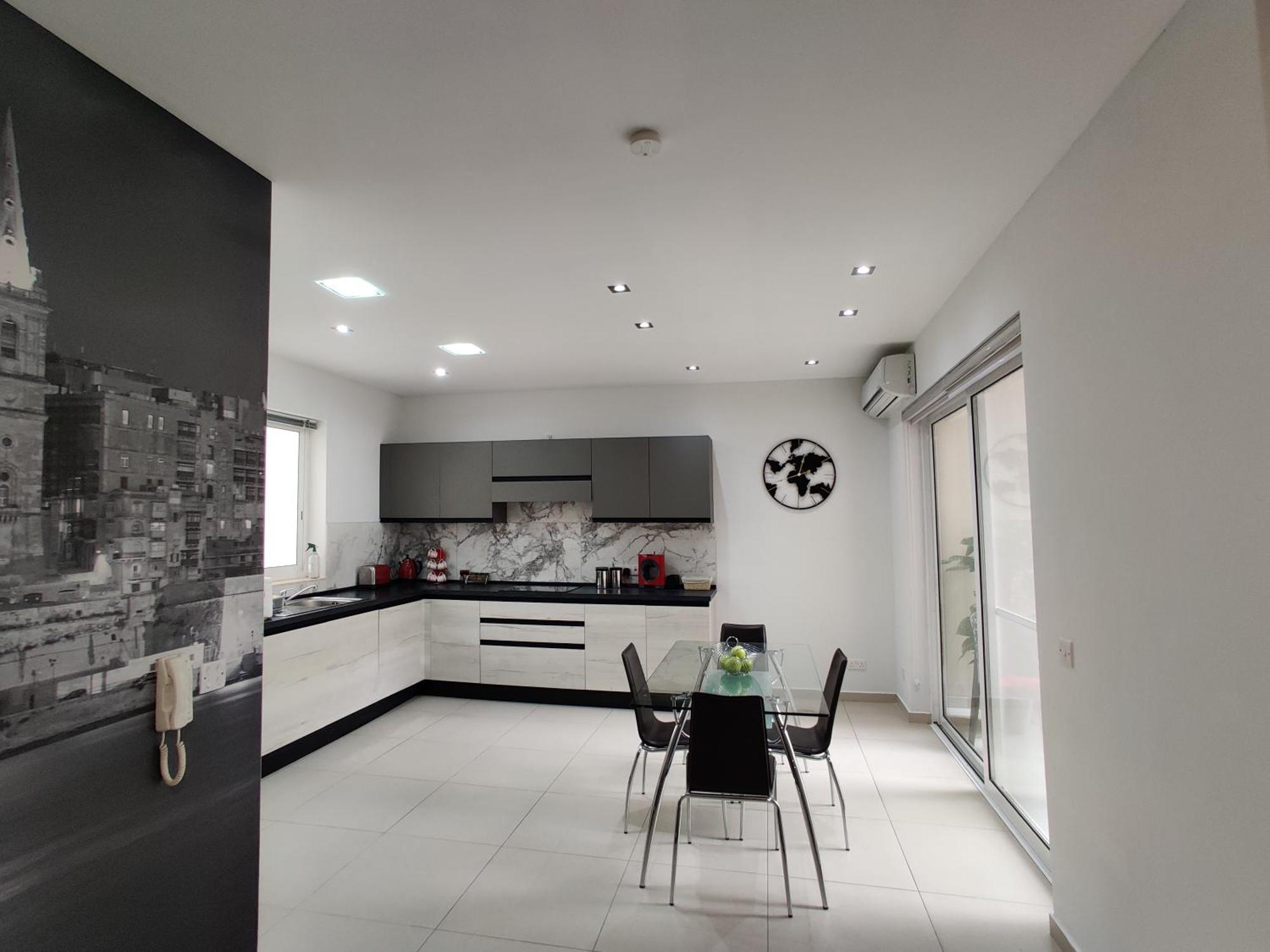 Depiro Point Deluxe - Modern, Designer Apartment 2 Minutes Away From Popular Sliema Seafront Екстер'єр фото