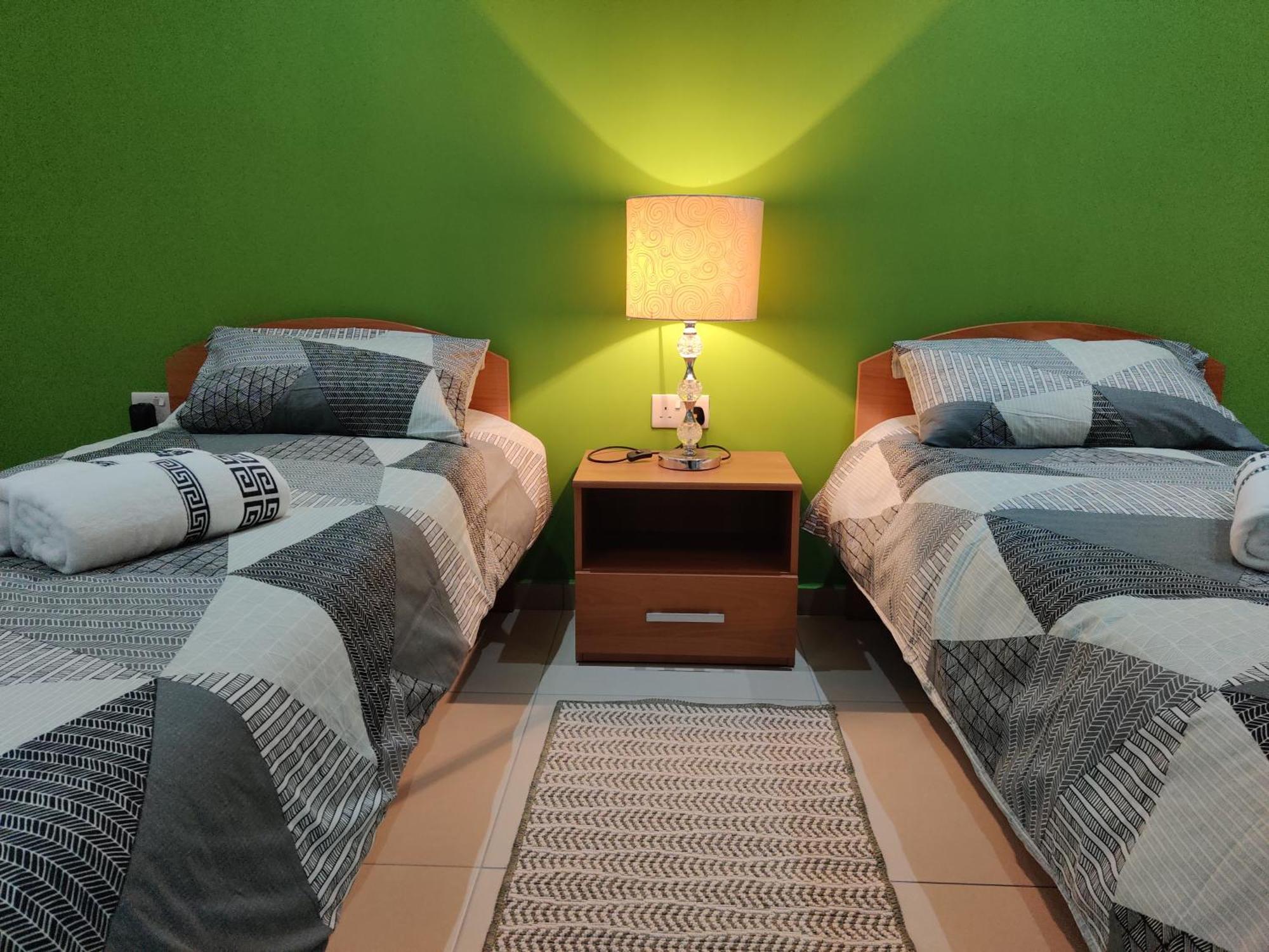 Depiro Point Deluxe - Modern, Designer Apartment 2 Minutes Away From Popular Sliema Seafront Екстер'єр фото