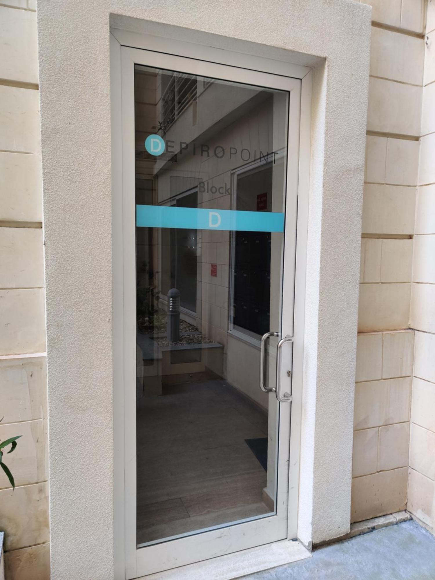 Depiro Point Deluxe - Modern, Designer Apartment 2 Minutes Away From Popular Sliema Seafront Екстер'єр фото