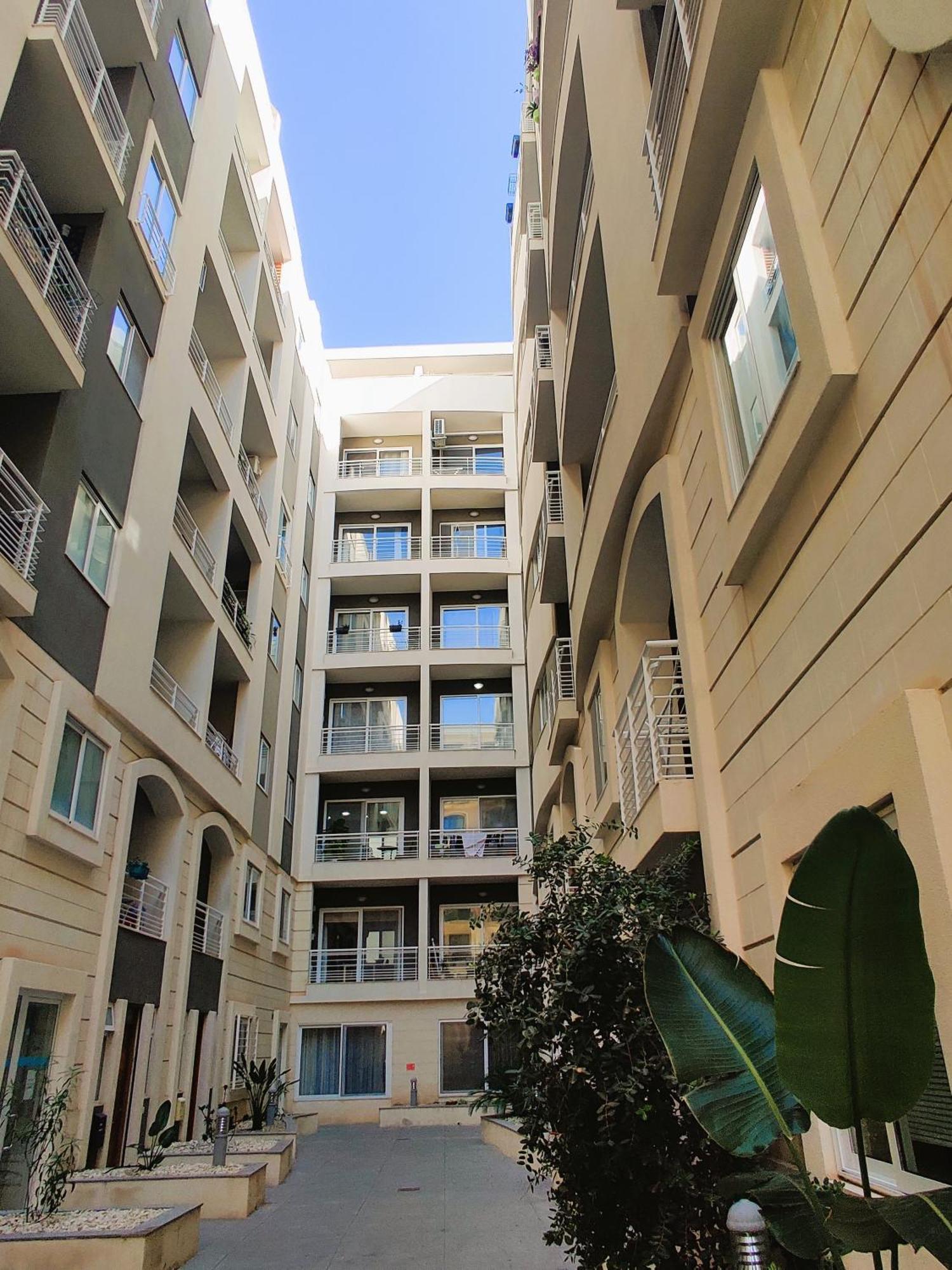 Depiro Point Deluxe - Modern, Designer Apartment 2 Minutes Away From Popular Sliema Seafront Екстер'єр фото
