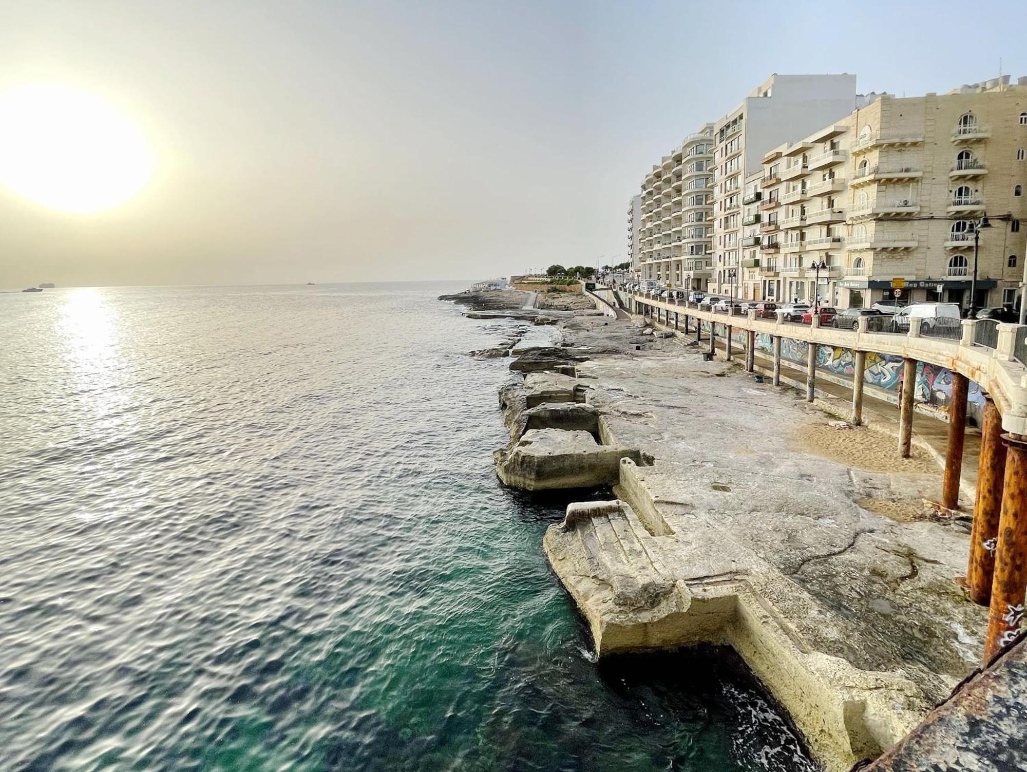 Depiro Point Deluxe - Modern, Designer Apartment 2 Minutes Away From Popular Sliema Seafront Екстер'єр фото